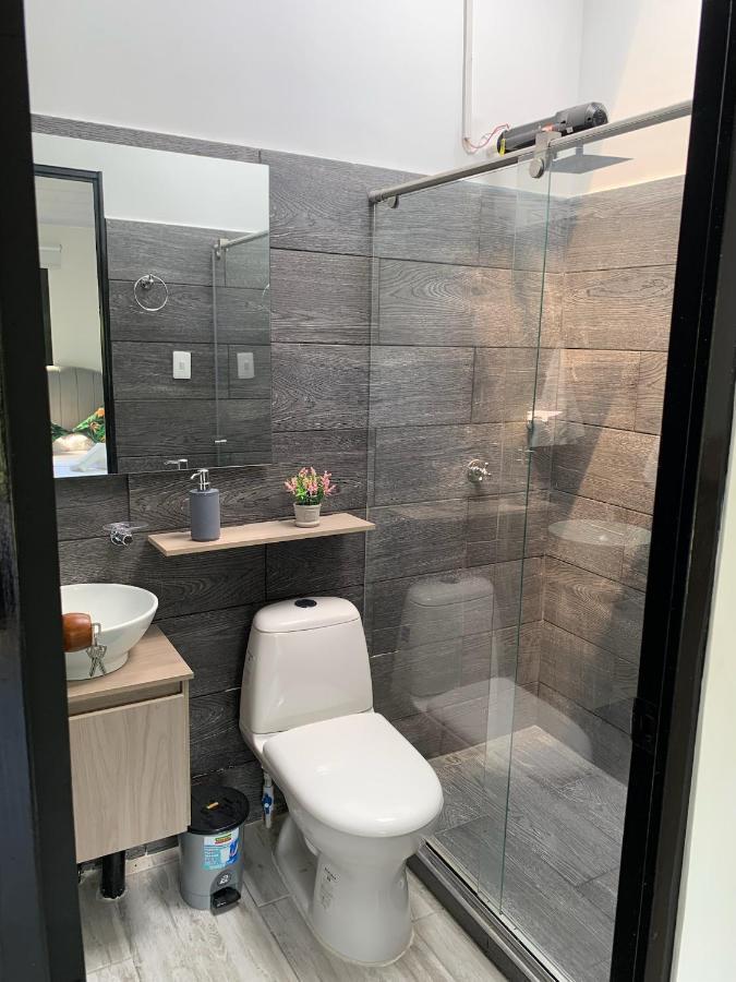 Acogedora Cabana, Naturaleza, Familia - Nueva -
